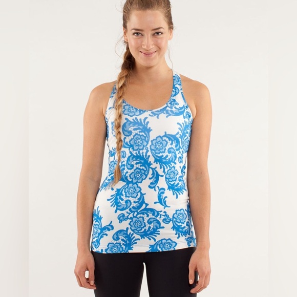 Lululemon Cool Racerback
Laceoflage Polar Cream Beaming Blue Size 8 EUC - Picture 1 of 5